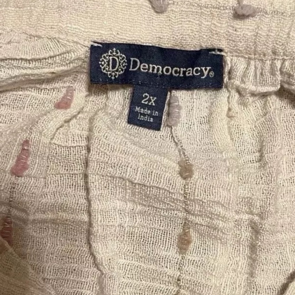 Democracy Crochet Detail Blouse Plus Size 2X Split V-Neck Braided Tie Front Boho - Picture 9 of 16